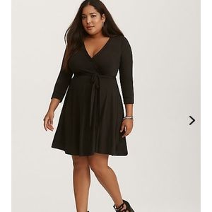 Torrid Black Jersey Knit Wrap Dress Size 0 (12-14)